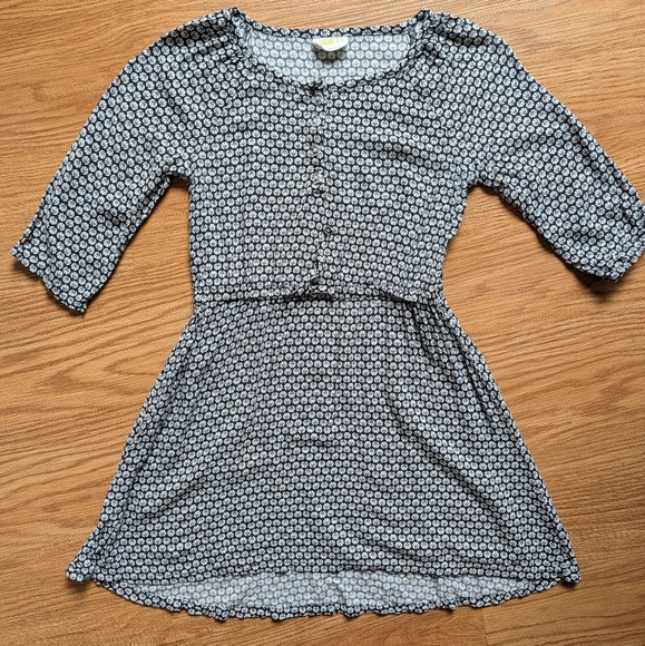 Crazy 8 Floral Dress Size 8 Black White Play Dress - Picture 2 of 6